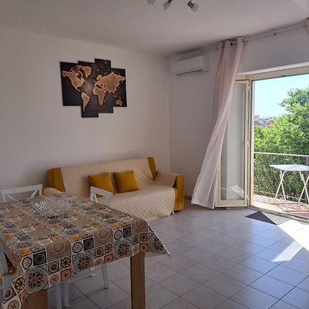 Holiday House Chiara SantʼAntìoco Exterior foto