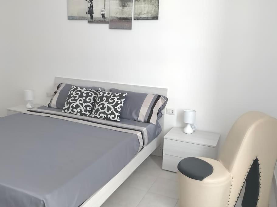 Holiday House Chiara SantʼAntìoco Exterior foto