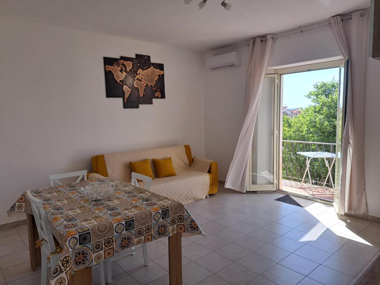 Holiday House Chiara SantʼAntìoco Exterior foto